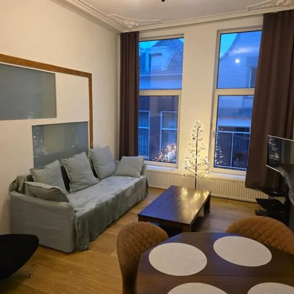 Urban Oasis - BIG stylish Apartment, hotel sa Schiedam