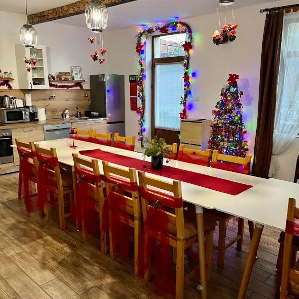 Къща за гости Куклите Петревене, hotel en Petrevene