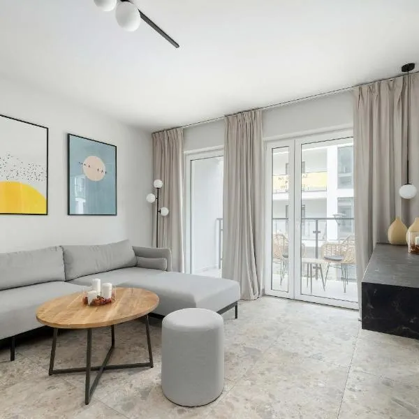Unique Studio with Parking Space and Swimming Pool by Noclegi Renters, hotell i Pobierowo