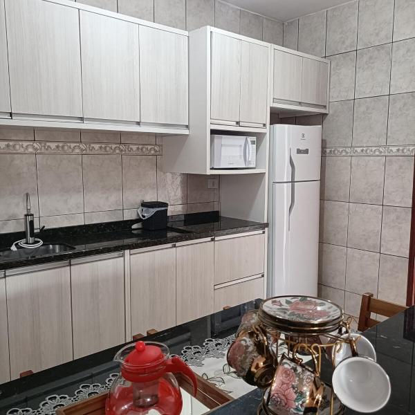 Casa com Piscina - Até 4 Pessoas - Estacionamento Privativo e Coberto - Foto 5