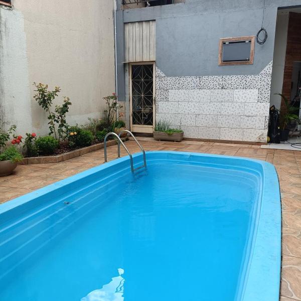 Casa com Piscina - Até 4 Pessoas - Estacionamento Privativo e Coberto - Foto 4