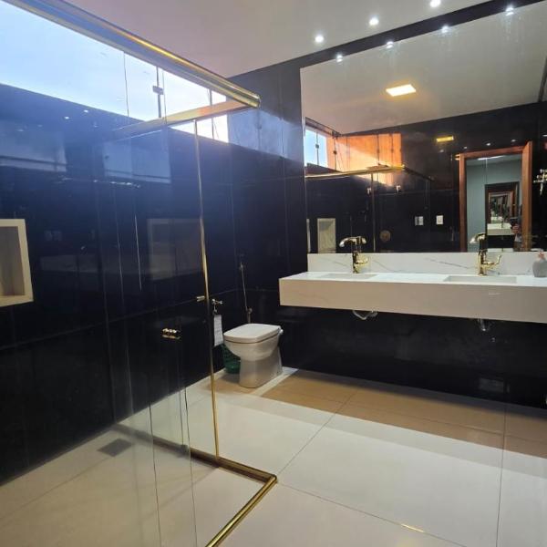 casa com piscina e hidro bem localizada - Foto 3