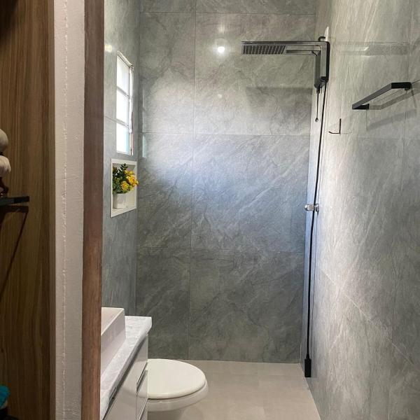 Casa com três quartos e ar condicionado - Foto 3