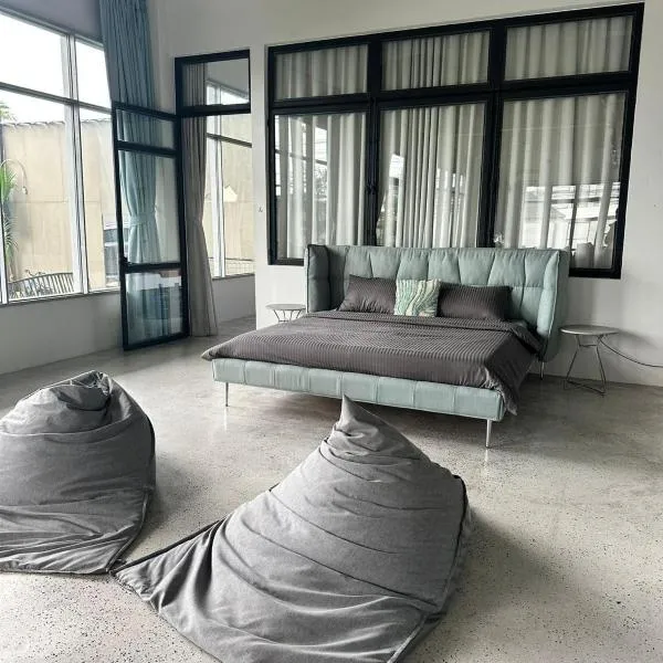 Rocka Villa Maenam, hotel in Amphoe Koh Samui