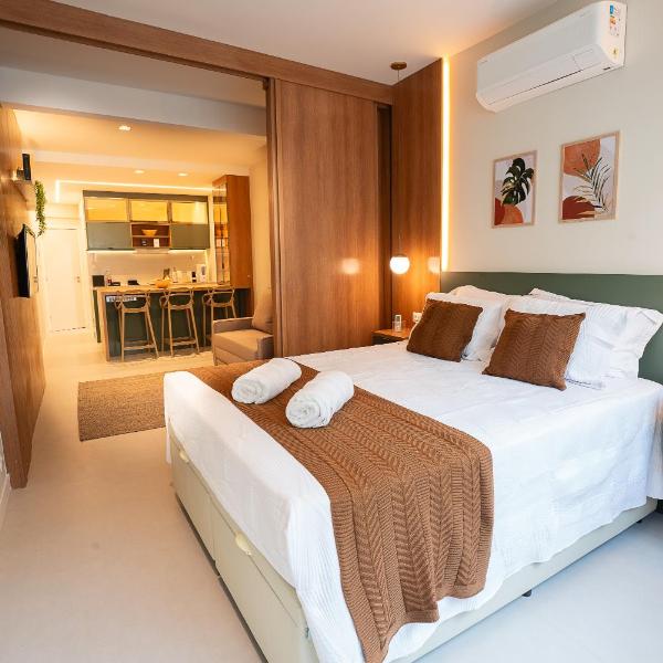 Designer apt steps from Copacabana Beach - 9th floor
