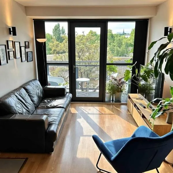 Sheffield City Centre Apartment & Balcony, hotel in Sheffield