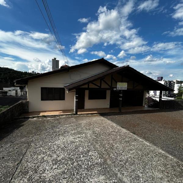 Casa ampla 4 quartos Piratuba