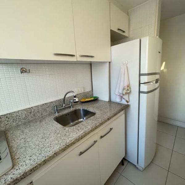 Ipanema Flat com infraestrutura e vaga de garagem - Foto 2