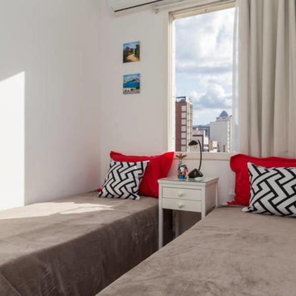Ocean Breeze - 3 Quartos, 2 Banheiros, Garagem, Ar Condicionado, Moderno, Silencioso, Andar Alto, Vista Livre, Internet 250mbps, 2 TVs Smart, Praia Ipanema, Metro, Porteiros 24 Hrs e Segurança 24Hrs, 2 Elevadores - Foto 2
