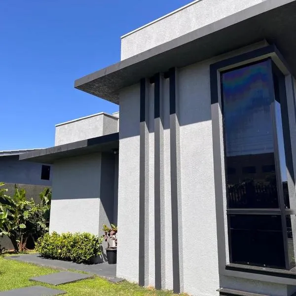 Casa tranquila na terra das Cataratas!, hotel a Foz do Iguaçu