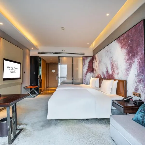 Crowne Plaza Chengdu Wenjiang by IHG, hotel v destinaci Čcheng-tu