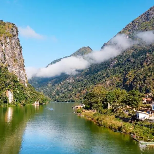 Sabaidee Nam Ou River View, hotel en Nongkhiaw