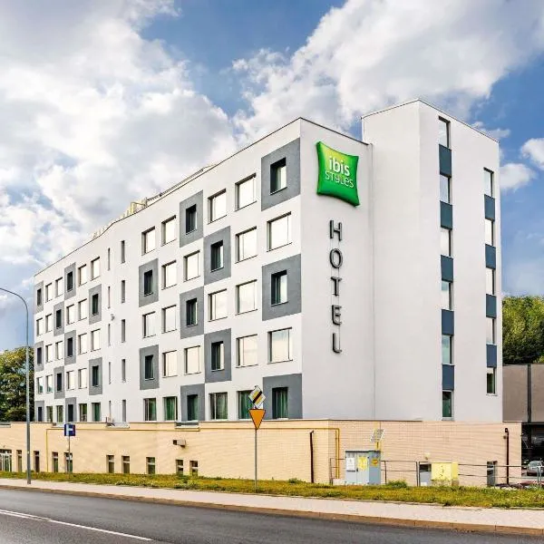ibis Styles Wałbrzych, хотел в Валбжих