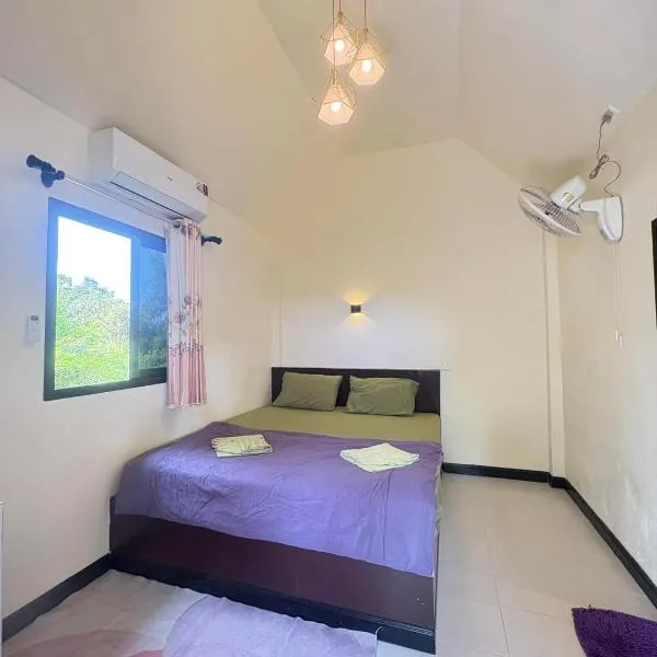 cher lonely beach resort Koh chang, hotel i Koh Chang