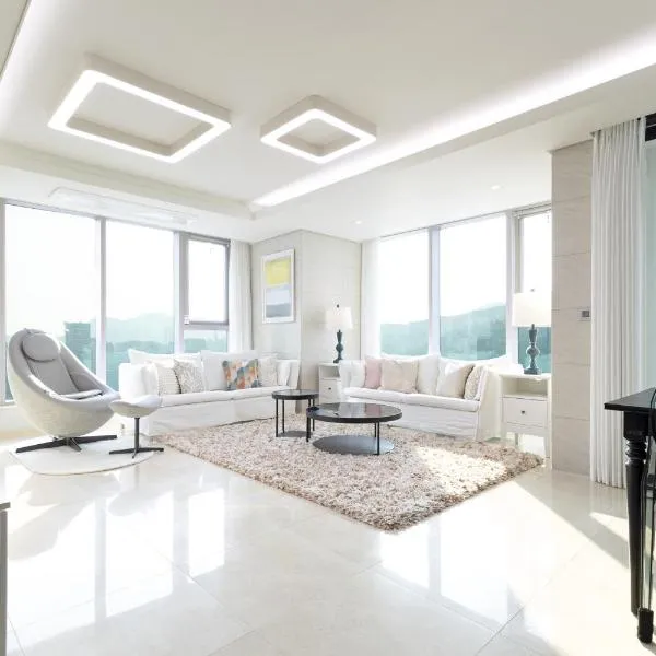 Brown Suites Busan Station, hotel en Busan