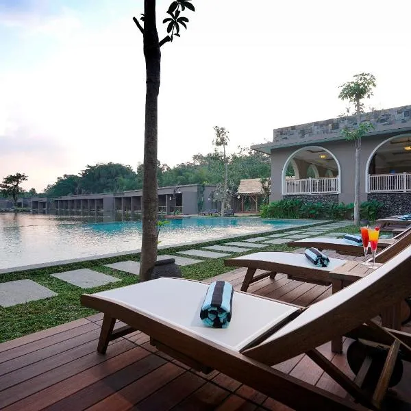 The Westlake Hotel & Resort Yogyakarta, hotel di Yogyakarta