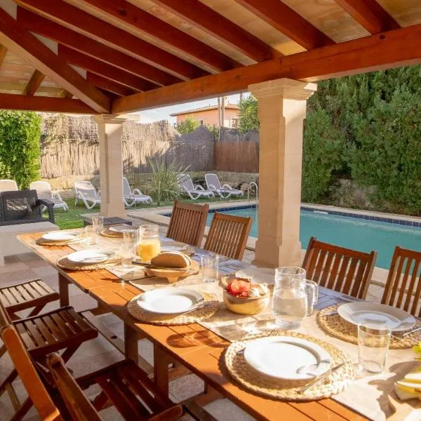 Llenaire Gran Beach House, hotel en Port de Pollença (Puerto Pollensa)