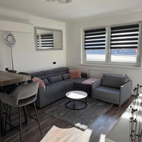 Appartement Märzenkeller، فندق في موراو