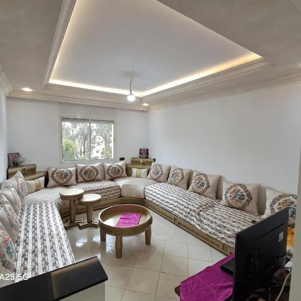 Maison heureuse Vue magnifique très proche autoroute, hotel v destinaci Meknes