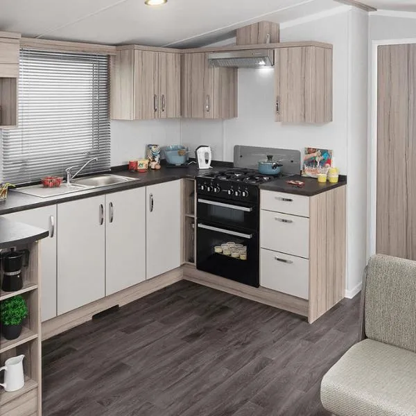 Riverside Standard Daisy Caravan 3, hotel in Wooler