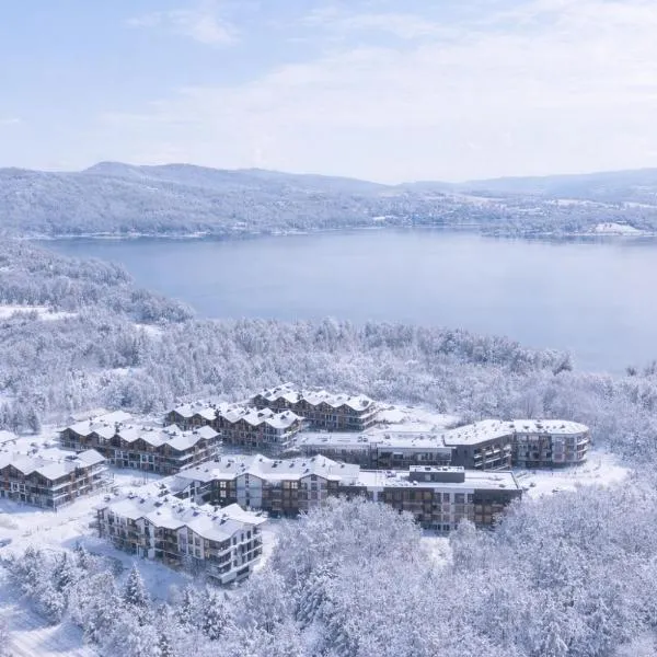 Laguna Beskidów Resort, hotel en Zarzecze