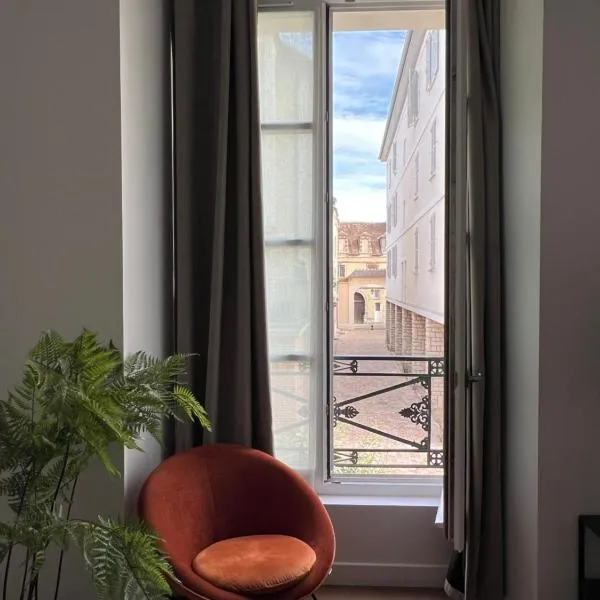 Le Laurencin Sens - Le Seventies - Cœur de ville, hotel en Sens