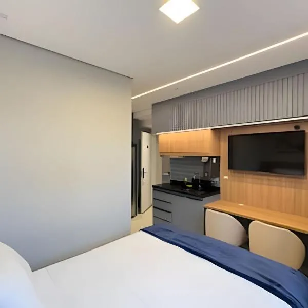 Studio Moderno com Piscina a 15min a pé do Nubank Parque-117, hotel in São Paulo