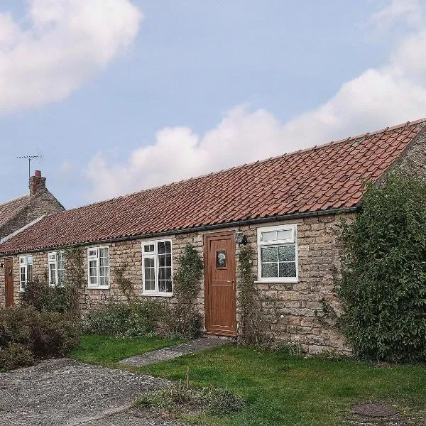 Ebberston에 위치한 호텔 Pear Tree Farm Cottages - Rchm38