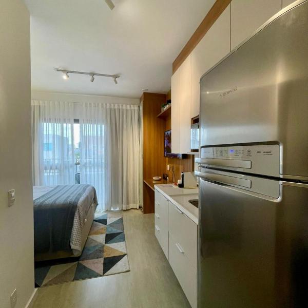 Modern Studio Next to the Metro and Shopping