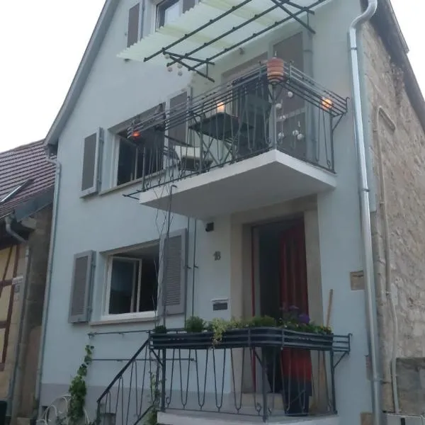 Ferienhaus Tauber Lodge für Familie & Freunde、クレーグリンゲンのホテル