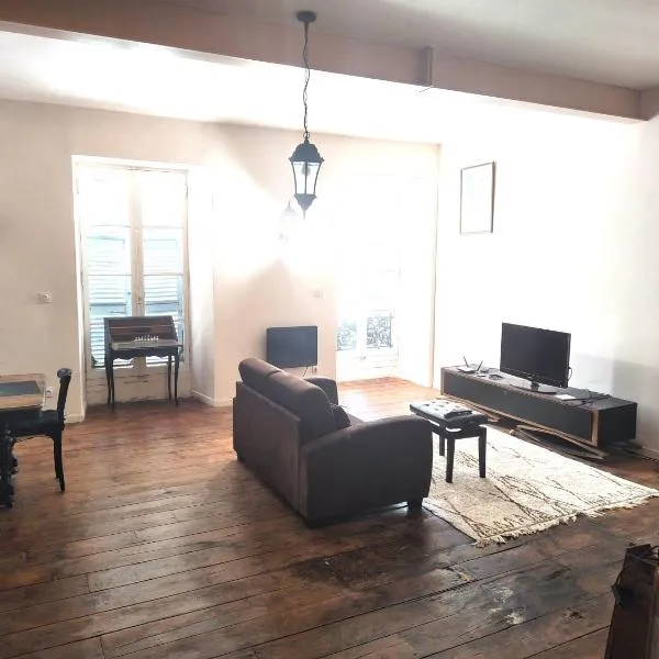 Joli appartement de 90m2, hótel í Pau