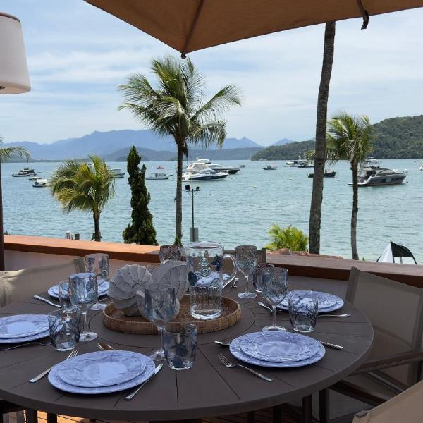 Cobertura de Luxo Pé na Areia em Angra