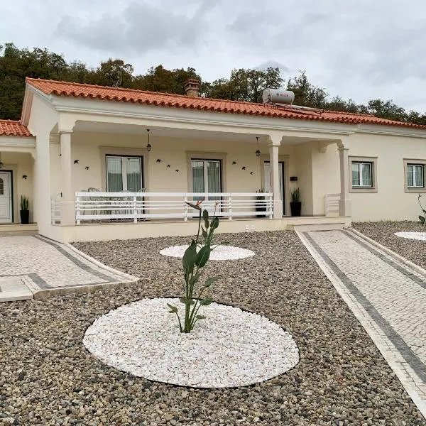 Casa Vista para a Serra, Hotel in Casais do Livramento