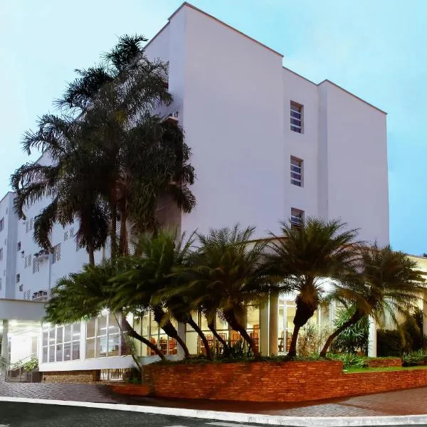 JVA Fenix Hotel, hotel en Uberlândia