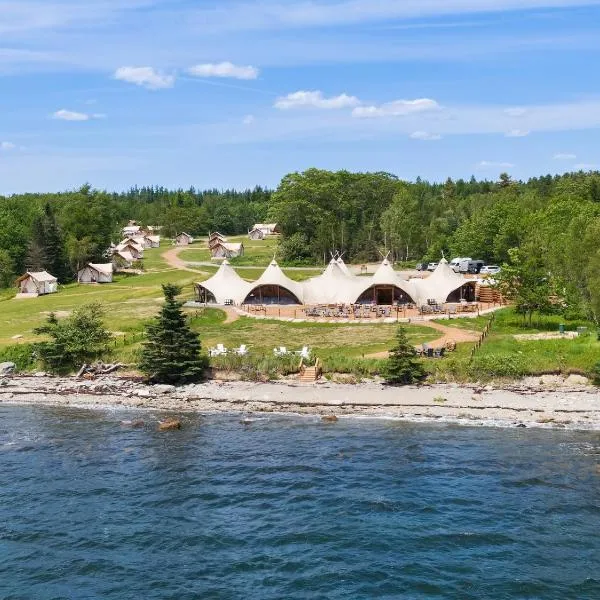 Under Canvas Acadia, ξενοδοχείο σε Surry