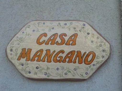 Etna Case Mangano, хотел в Лингуаглоса