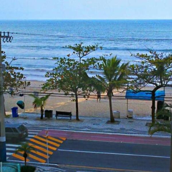Av Atlantica Beira Mar Lateral com vista parcial