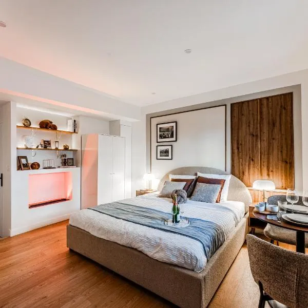 Suite d'Exception sous Voûtes avec Spa & Cinéma – hotel w mieście Bordeaux