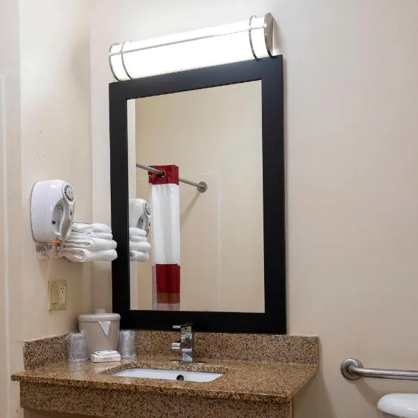 Red Roof Inn & Suites Dover Downtown, hotel em Dover