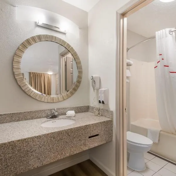 Red Roof Inn Crossville, hotel em Crossville