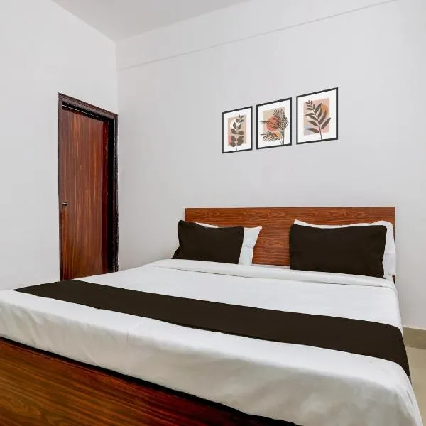 Super Hotel O Sector 4 Manraj Complex Gurugram, hotel u gradu Gurgaon