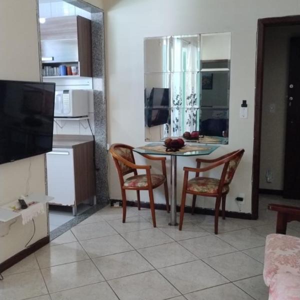 Apto 2 quartos com AR Cond, prédio frente p/ praia - Foto 5