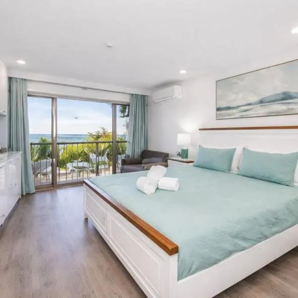 Aquarius Escape Townsville Managed by Home to Holiday, hotel in North Ward