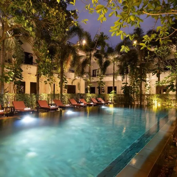 The Moon Residence & Spa, hotel in Siem Reap