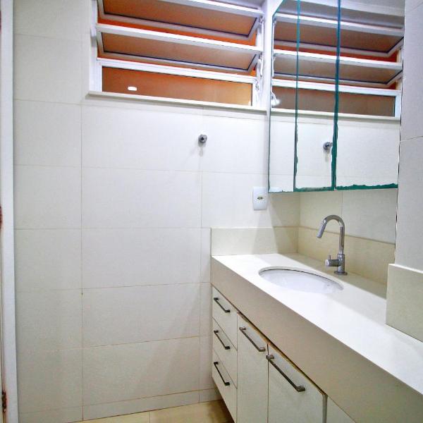Moderno 2 quartos p/ 6 pessoas a 50m da praia - Foto 3