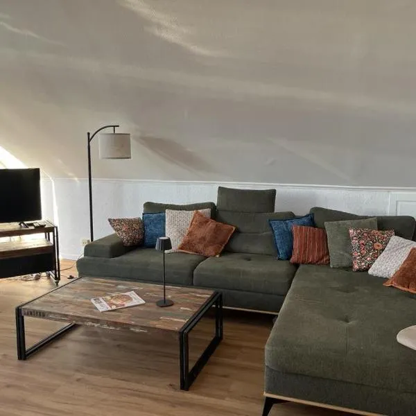NEU! Ferienwohnung Bottelterberg, готель у місті Саарбург