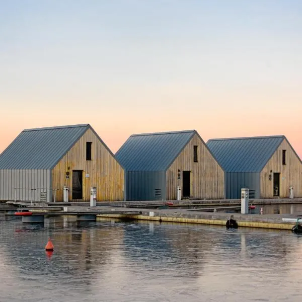 Domy na Wodzie na Mazurach, ξενοδοχείο σε Pisz