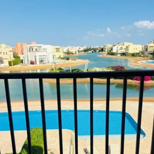 Chic condo at Tawila 1BR El Gouna, hotel in Hurghada