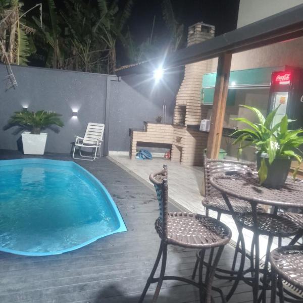 Casa na praia com piscina