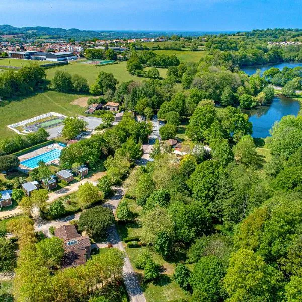 Camping Capfun La Bretèche, hotel i Les Épesses